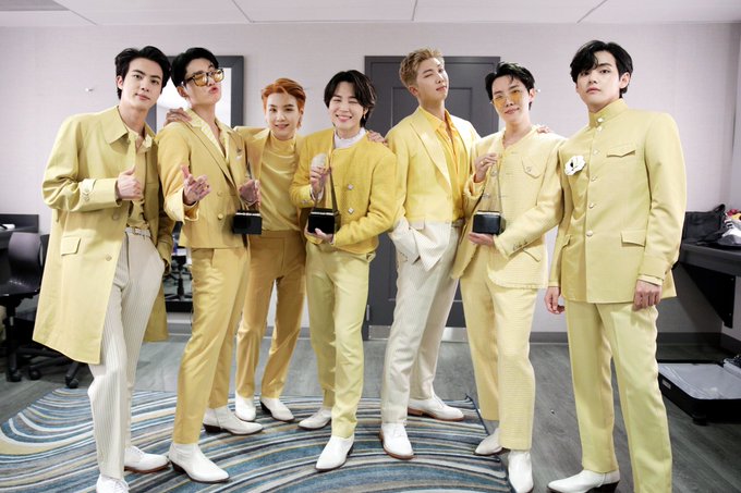 BTS hace historia al ganar el premio al Artista del Año en los 2021 American Music Awards