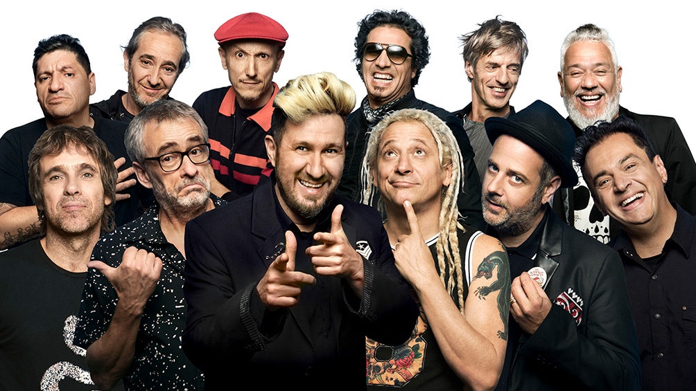 Los Auténticos Decadentes rinden tributo a sus míticas canciones