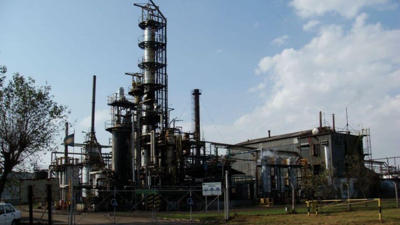 Dos directores de Carboquímica S.A. fueron procesados por contaminar los humedales del Delta
