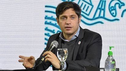Kicillof suscribió un acuerdo paritario para ampliar el régimen de licencias parentales