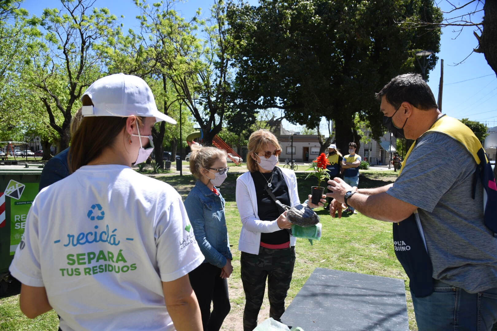 Eco-canje: vecinos de Altos de San Lorenzo podrán intercambiar residuos reciclables por insumos ecológicos