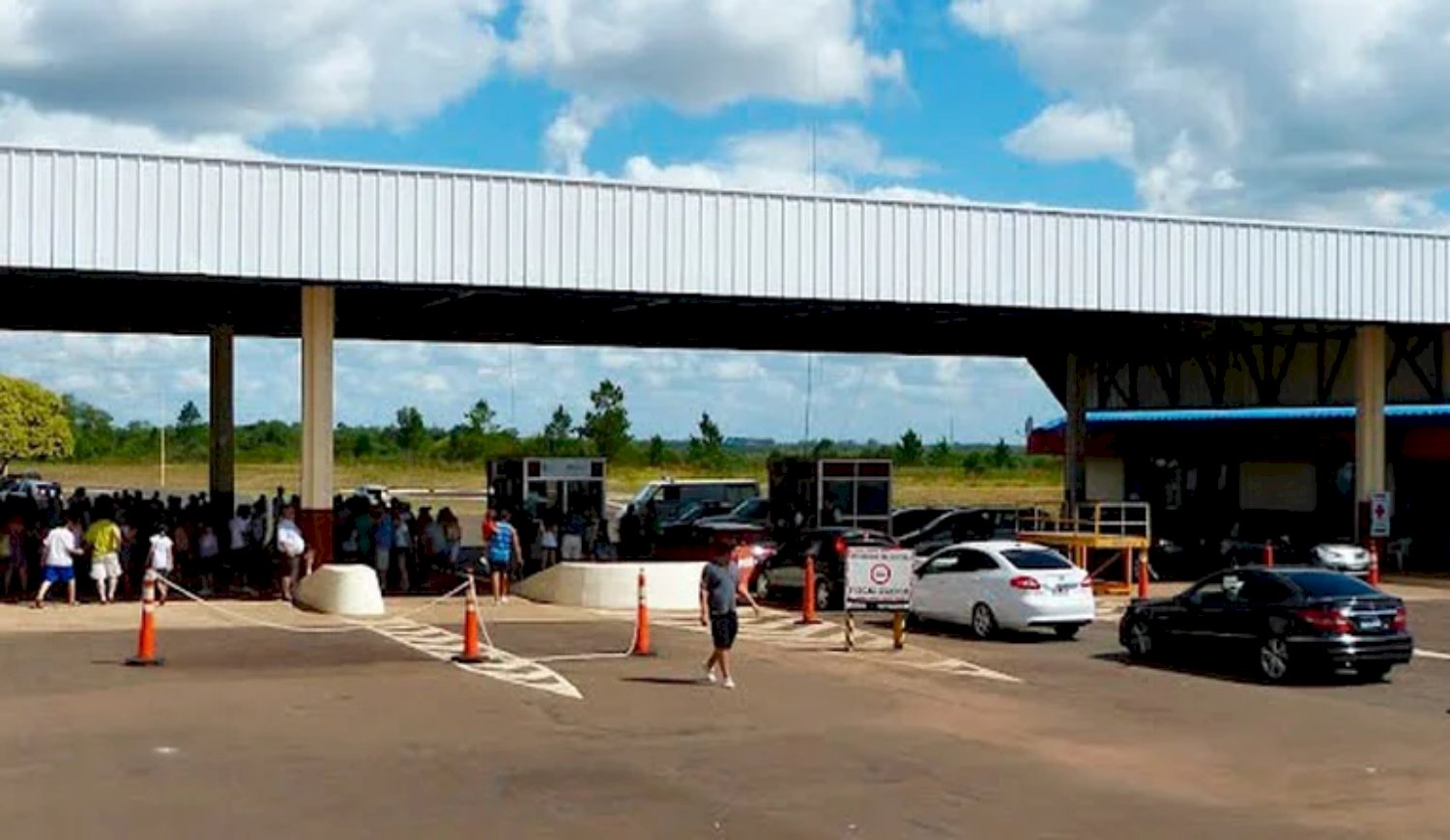 Se habilitó otro paso fronterizo como corredor seguro