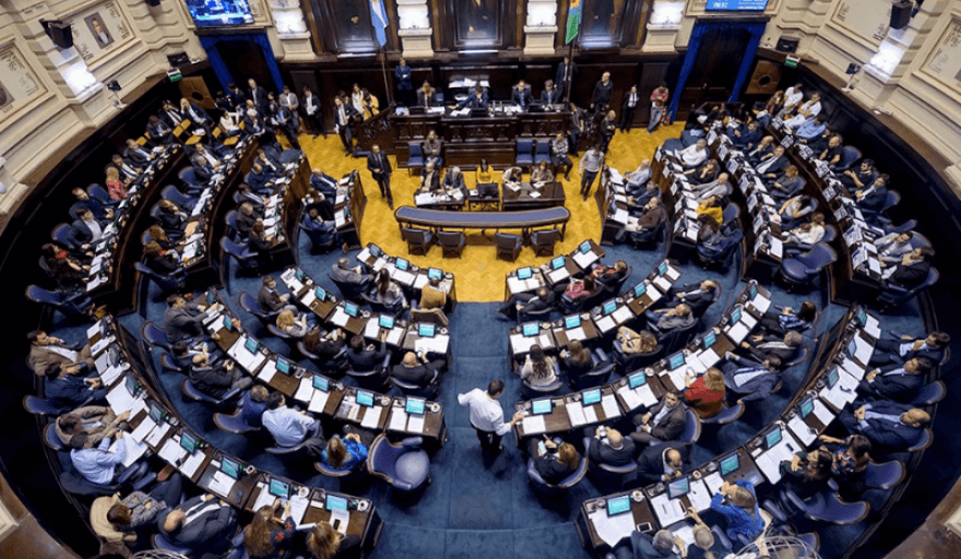 La Legislatura aprobó el proyecto que avala la reelección de los intendentes por un período más