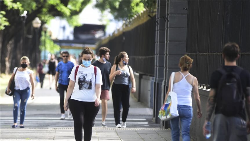 Fuerte alza en los casos de coronavirus: Argentina reporta 20.263 nuevos contagios