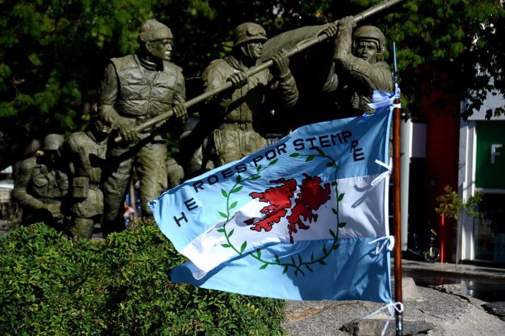 Declaran al 2022 como año "de homenaje del pueblo argentino a los caídos en Malvinas"