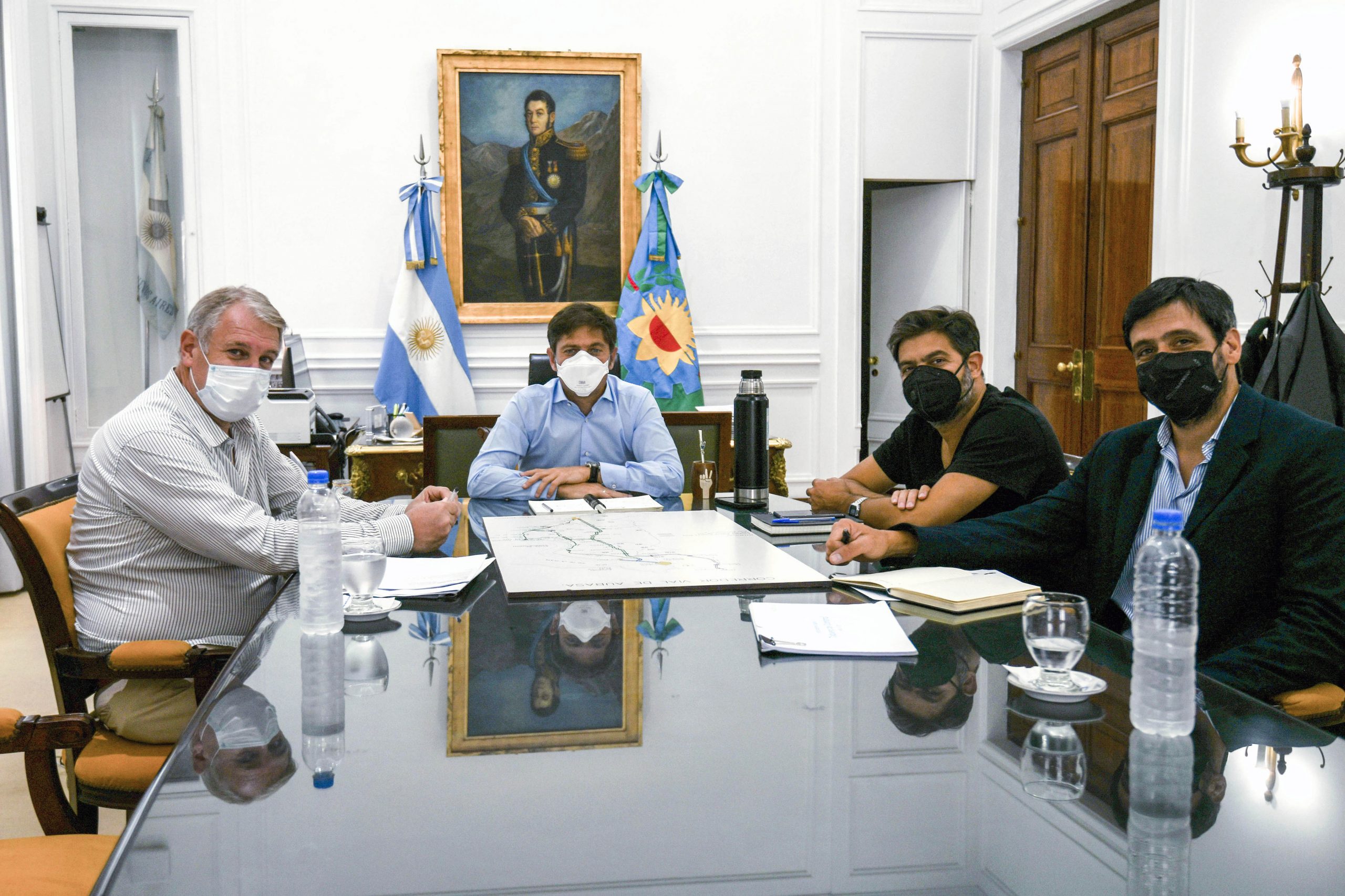 Kicillof analizó obras de AUBASA para la Provincia