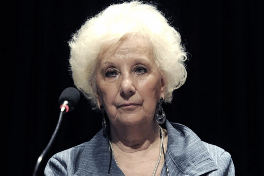 Estela de Carlotto: "No nos debe robar los lagos un señor con mucho dinero"