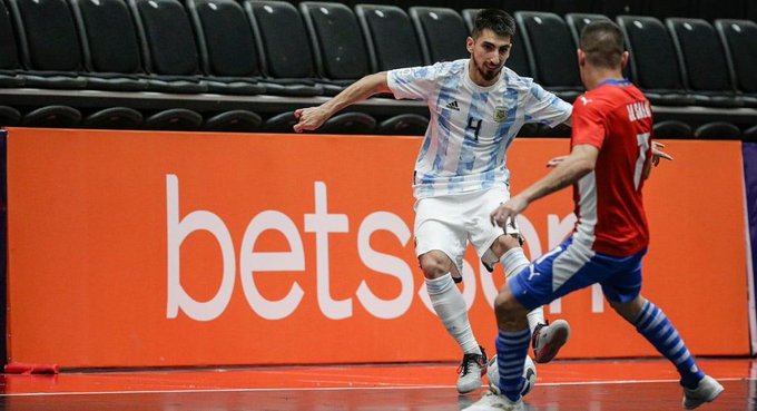 Futsal: Argentina empató con Paraguay y espera por Brasil en semifinales