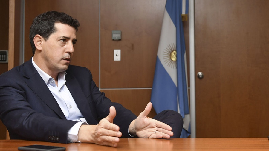 De Pedro: "Tenemos que estar orgullosos y mantener encendida la llama de la memoria"