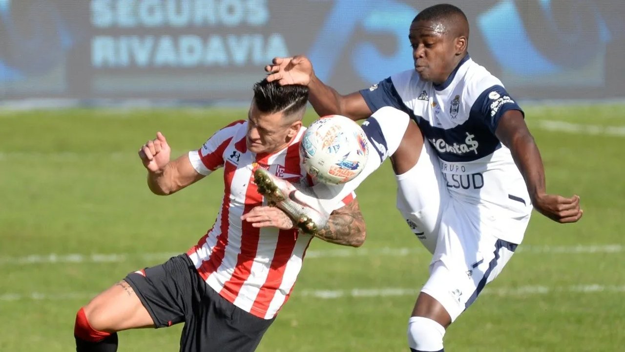 La ciudad se paraliza con otro clásico vibrante