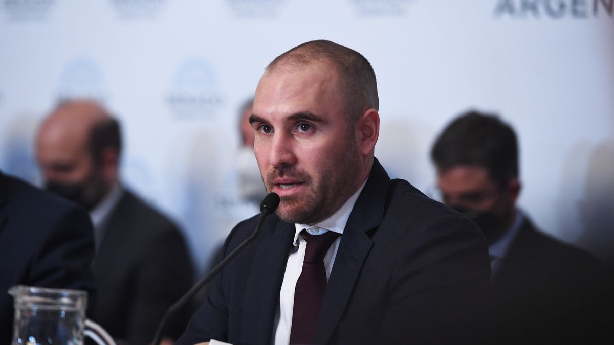 Guzmán: "No pagar implicaba ajuste, caída de la producción y el empleo"