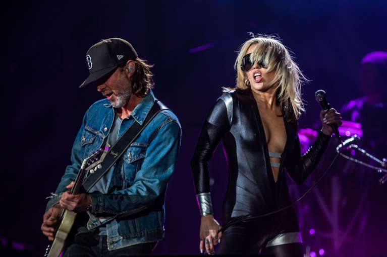 Lollapalooza: Miley Cyrus fue la gran reina de la noche