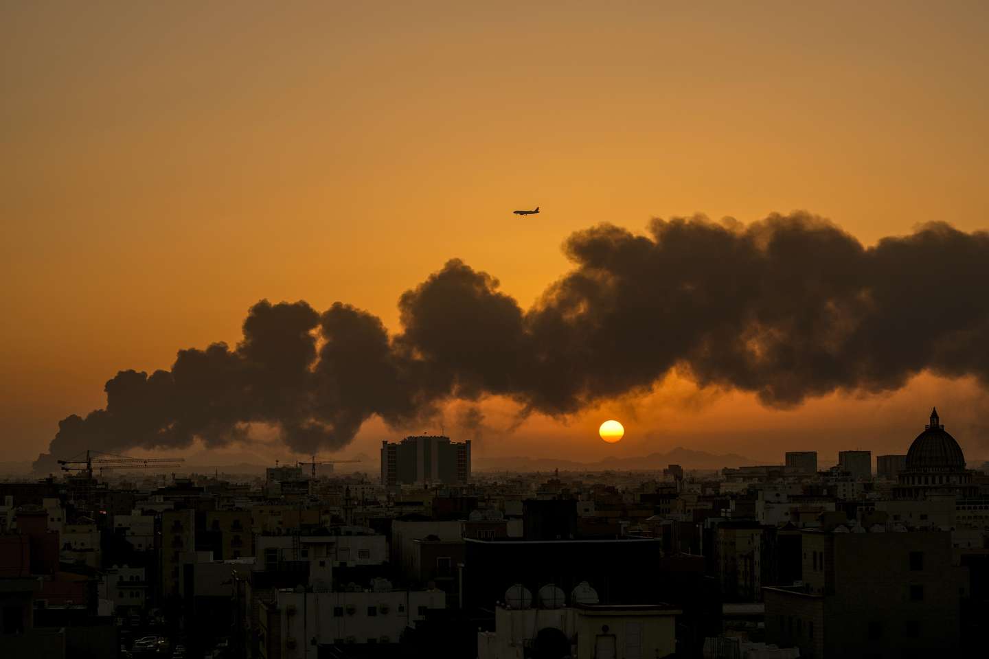 Formula 1: pese a los ataques  rebeldes hutíes de Yemen, la carrera de Arabia Saudí se realizará