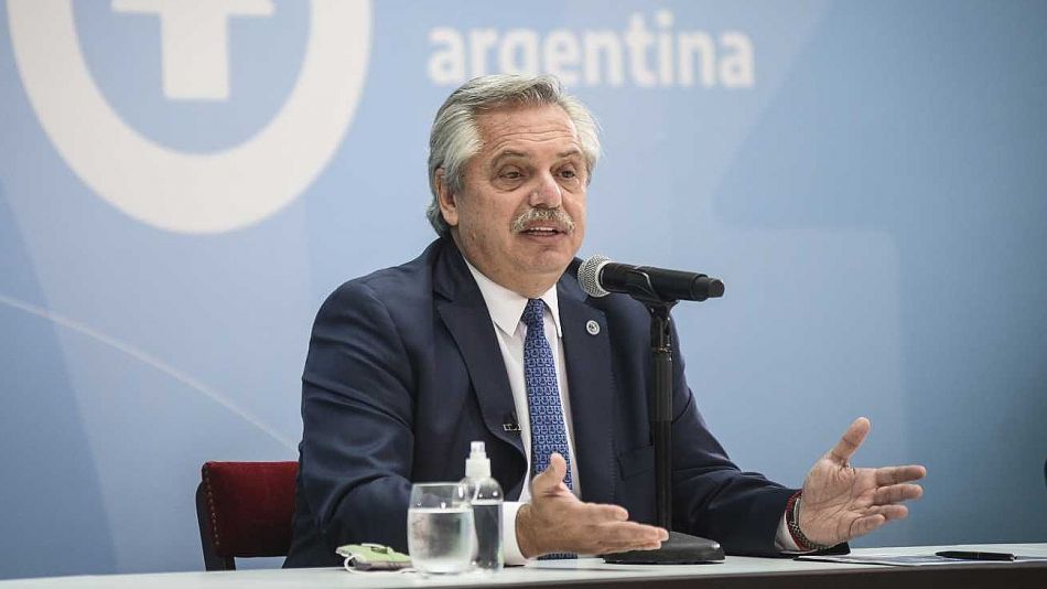 Fernández afirmó que Macri tomó una deuda con el FMI a "espaldas de generaciones de argentinos"