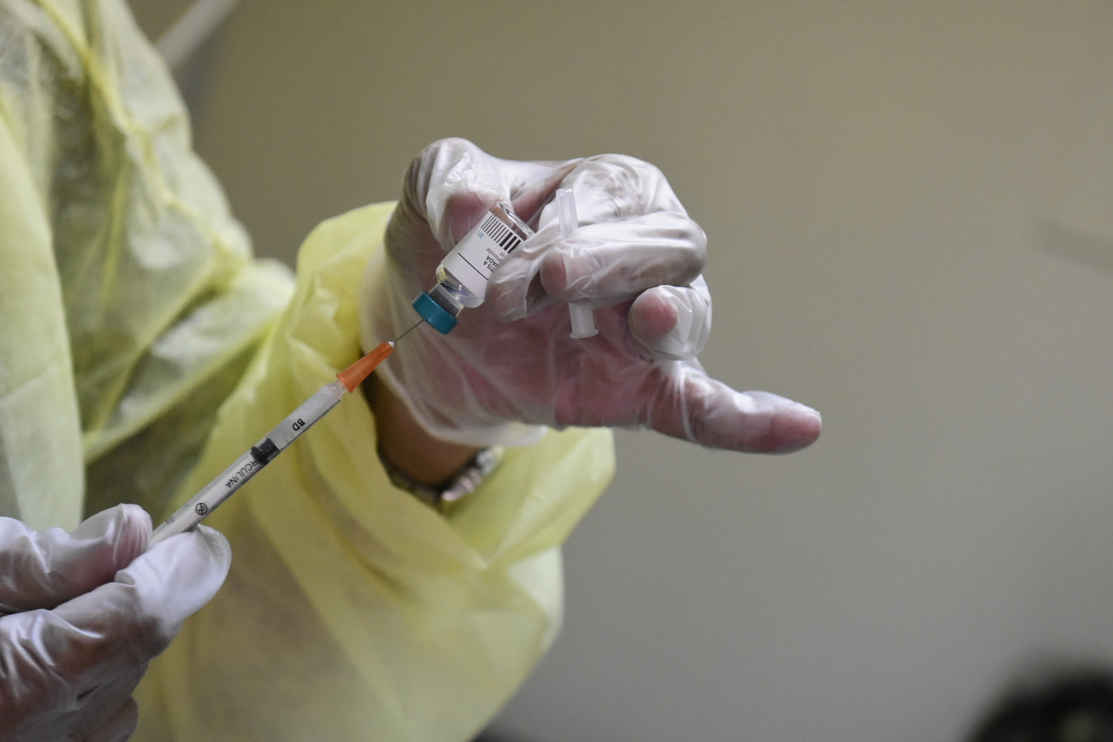 El Municipio inició la campaña antigripal gratuita con un esquema de vacunación por etapas