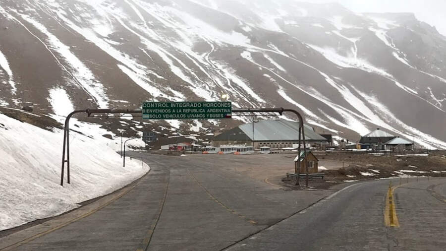 Reabren desde hoy todos los pasos fronterizos terrestres con Chile