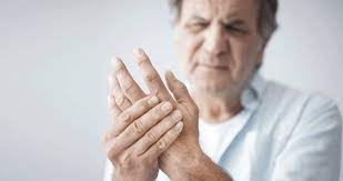 Esclerosis múltiple: especialistas advierten estar atentos a síntomas que duran más de 24 horas
