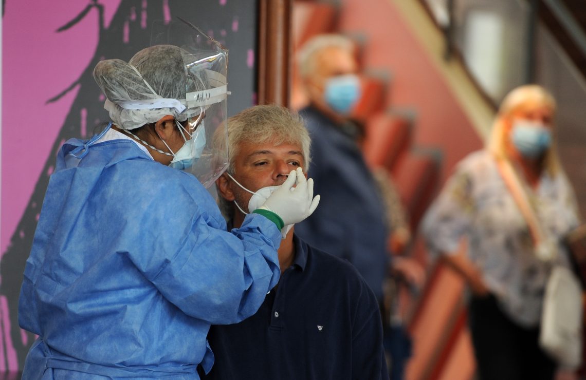 El país reportó una baja del 20% en casos de Coronavirus