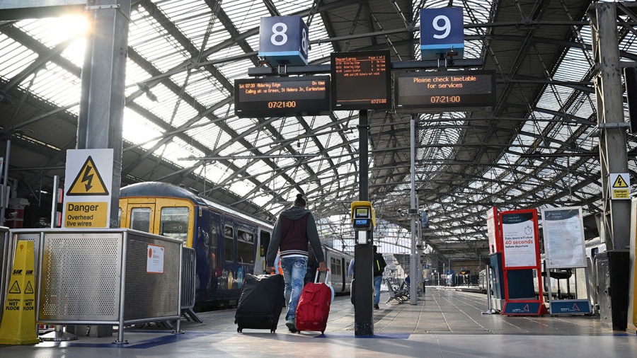Trabajadores de trenes de Reino Unido acumularon tres días de paro