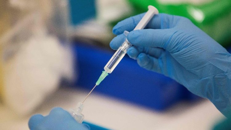 Las vacunas anticovid evitaron casi 20 millones de muertes en 2021