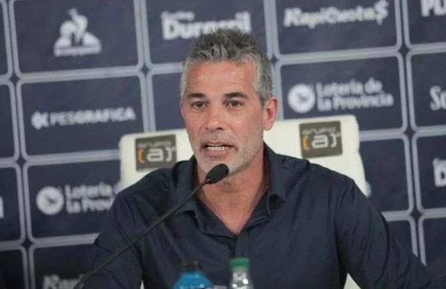 Pellegrino: "Carbonero no está autorizado a hacerse la revisión médica"