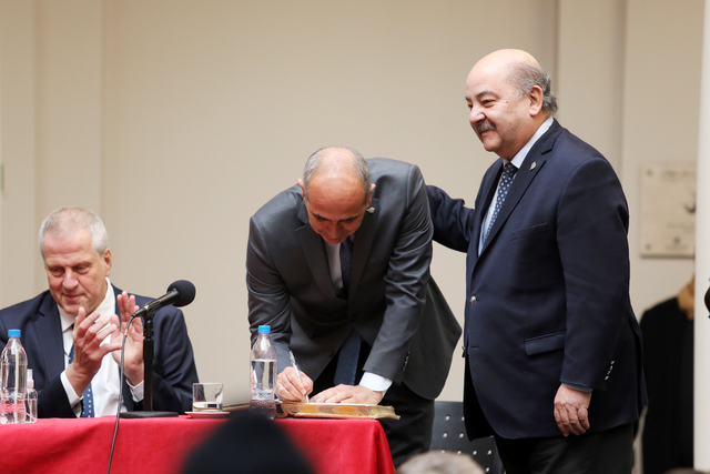Martín López Armengol asumió la presidencia de la Universidad Nacional de La Plata