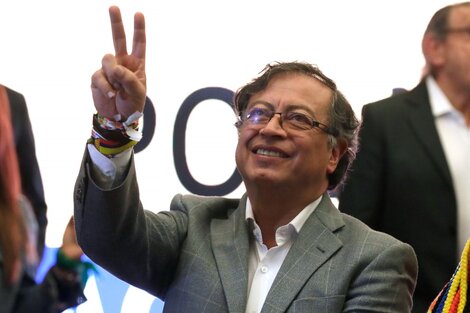 Gustavo Petro asume la presidencia de Colombia con un fuerte compromiso de cambio