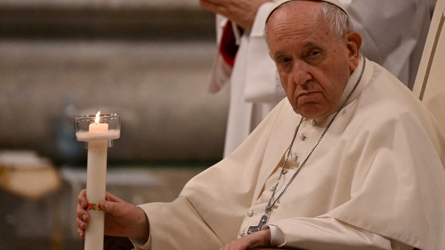 El Papa recordó la Segunda Guerra Mundial y afirmó que "hoy vivimos la tercera"