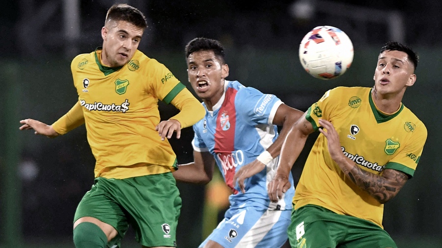 Defensa y Justicia recibe a Arsenal en busca de un nuevo triunfo
