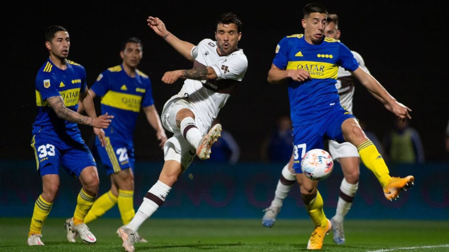 Boca quiere dar vuelta la página y recibirá a Platense