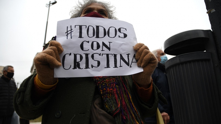 Los jubilados se vuelven a movilizar en "defensa de Cristina"