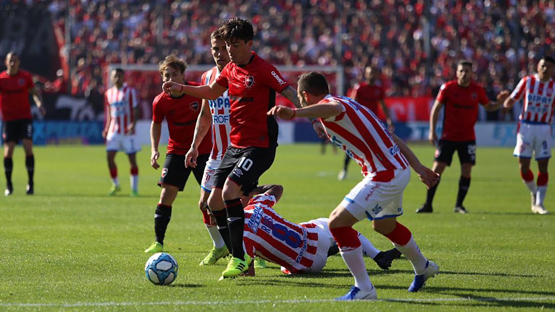 Unión y Newell's buscarán recuperarse en el torneo y acercarse a la Sudamericana