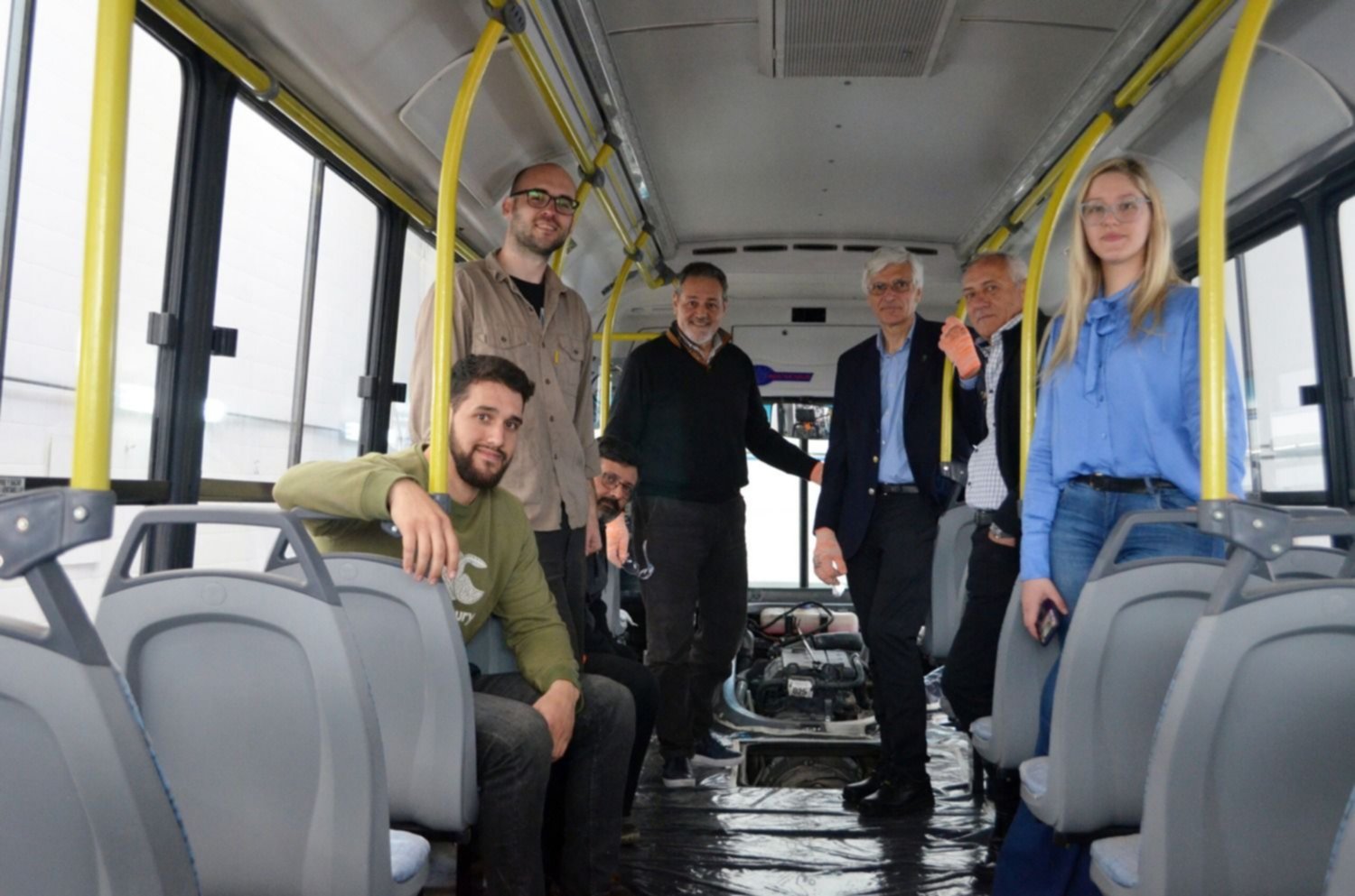 La reconversión de los vehículos ecológicos, el paso necesario e intermedio que la UNLP lleva adelante en el país