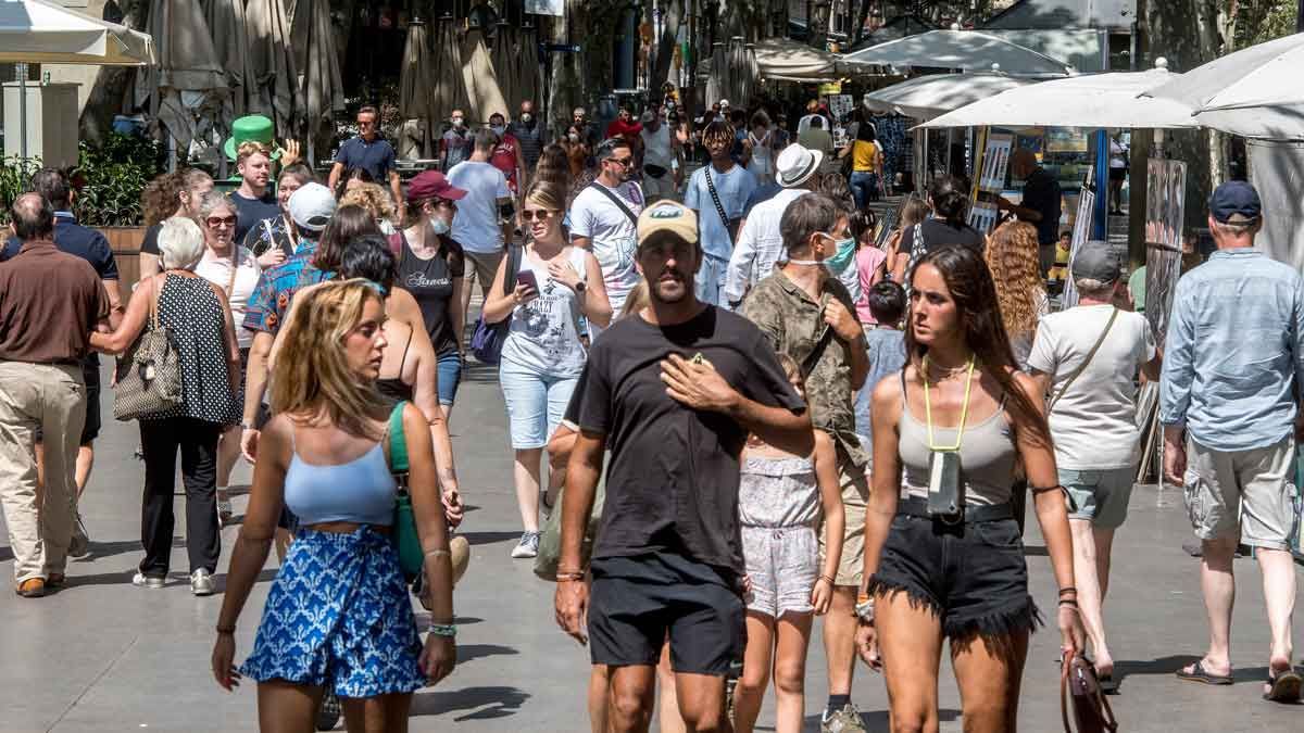 Récord: dos millones de personas viajaron por el país durante el fin de semana largo
