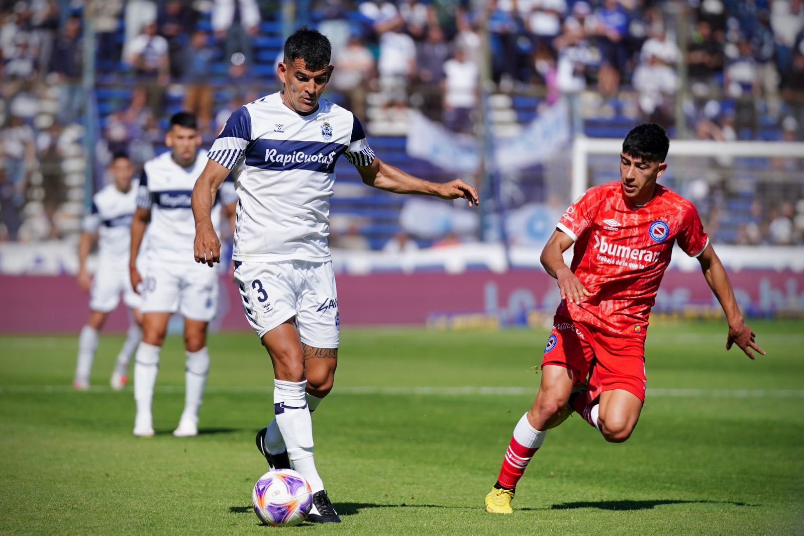 Gimnasia no pasó del empate pero continúa con chances de meterse a la Libertadores