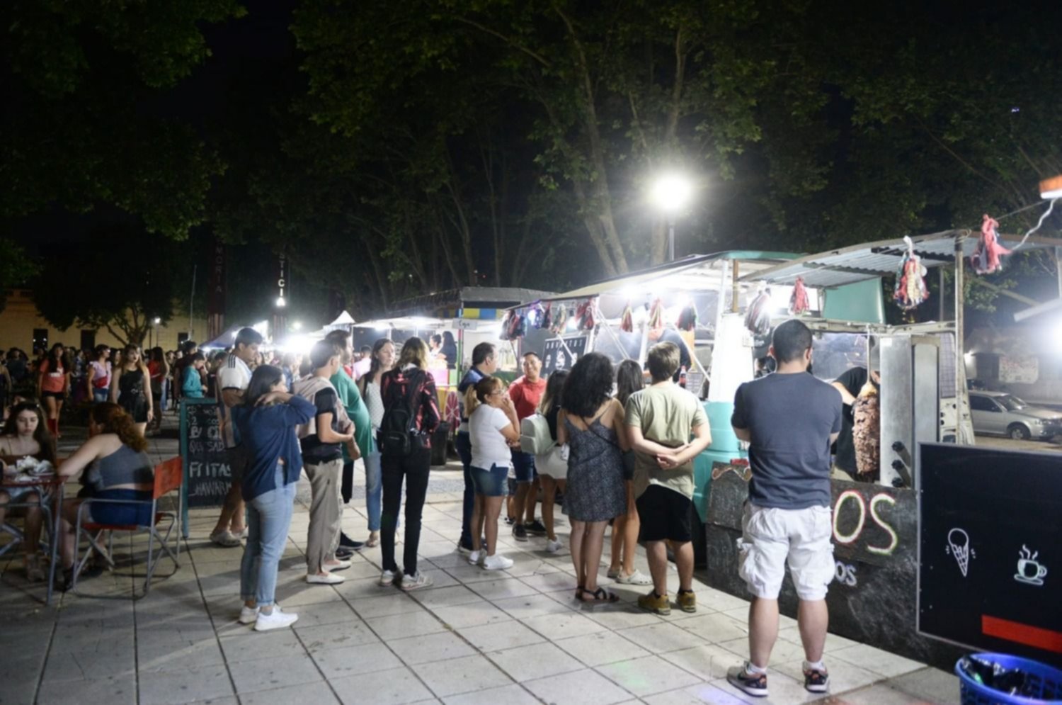 Artistas platenses protagonizaron la primera jornada de festejos del aniversario