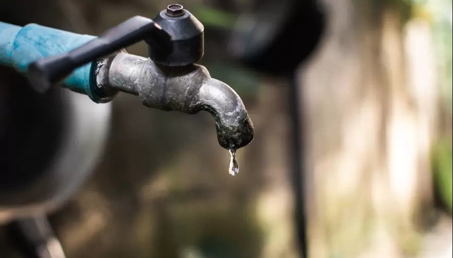 Continúan los problemas por la falta de agua en la ciudad