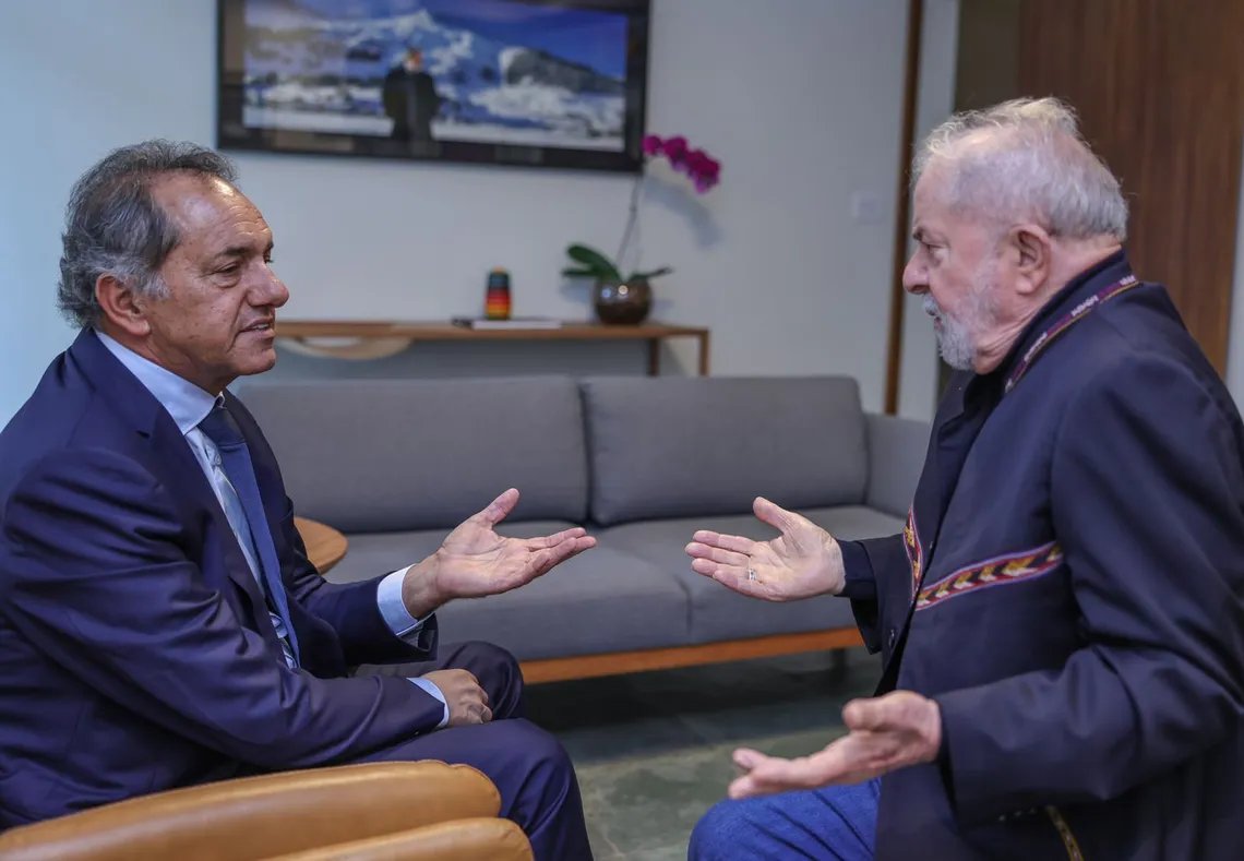 Scioli: "La llegada de Lula abre un panorama para una mayor integración con Brasil"