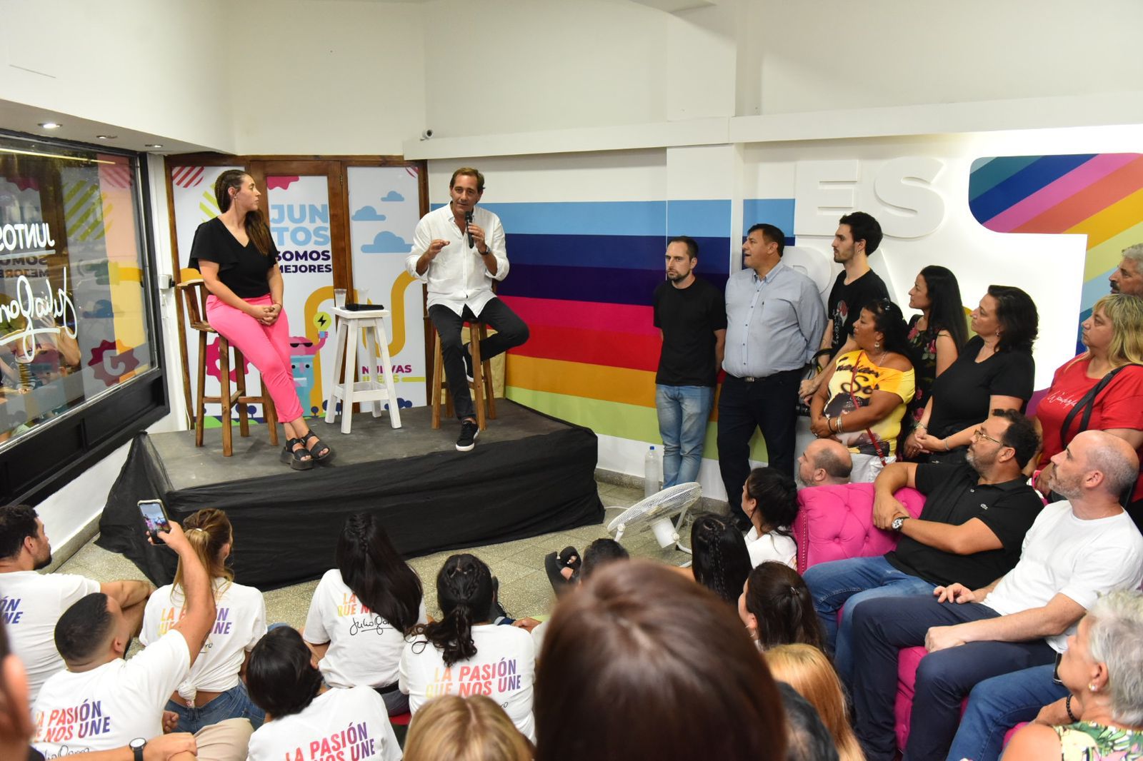 Garro inauguró su nuevo local: “Tenemos que devolverle a la gente la posibilidad de creer en la política”