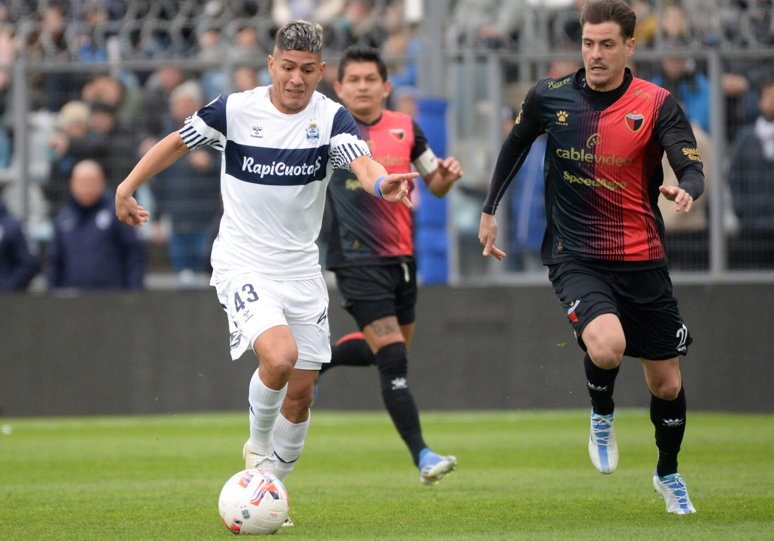 Gimnasia recibe a Colón, en la vuelta de 'Pipo' al Bosque