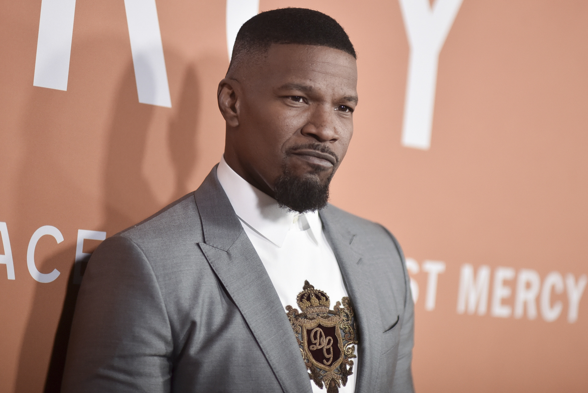 El actor estadounidense Jamie Foxx fue llevado al hospital de urgencia