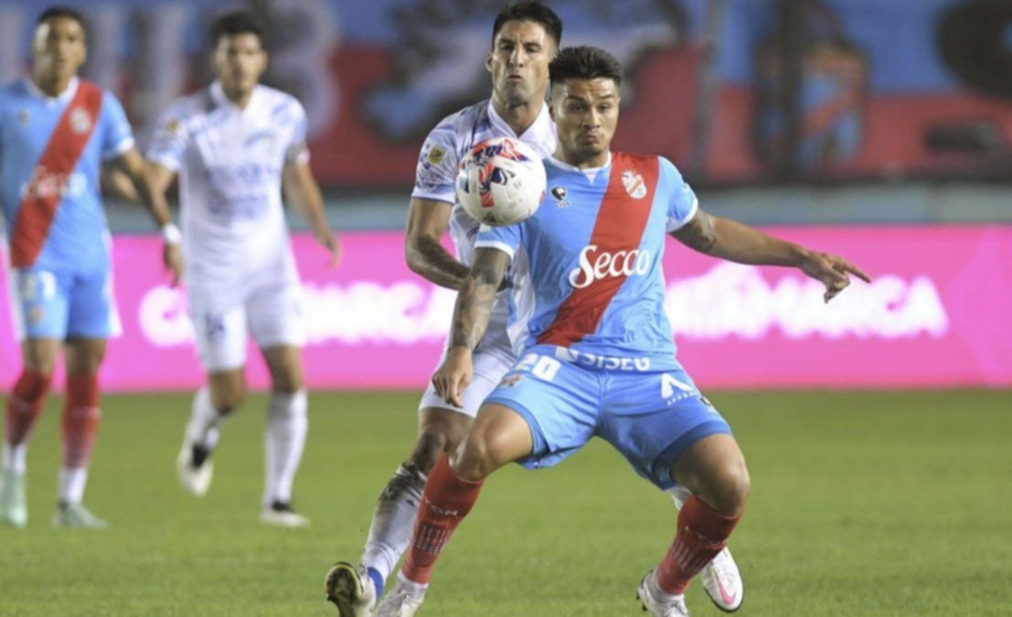 Arsenal quiere salir del fondo de la tabla y recibirá a Godoy Cruz