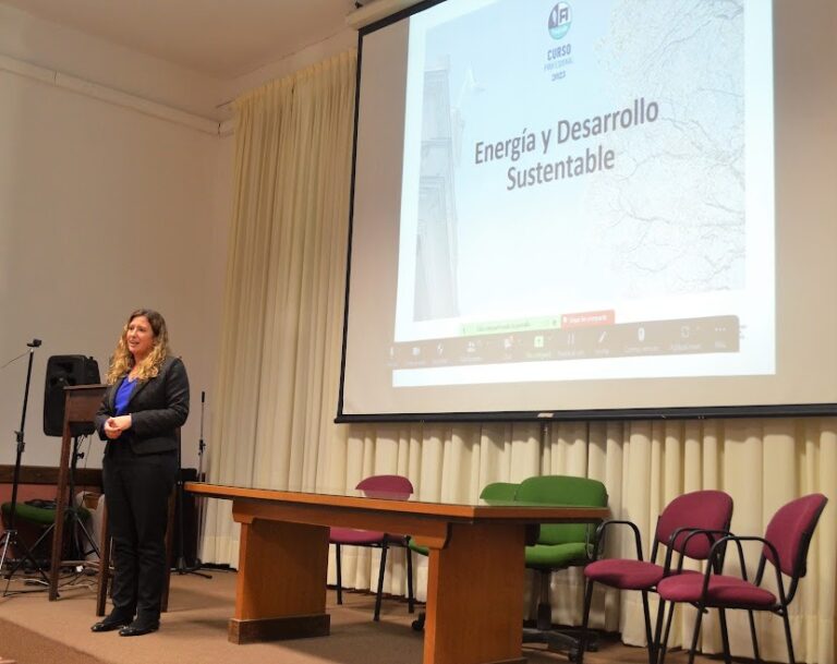 Energías Renovables: la Facultad de Ingeniería puso en marcha su primer Programa de Posgrado Profesional