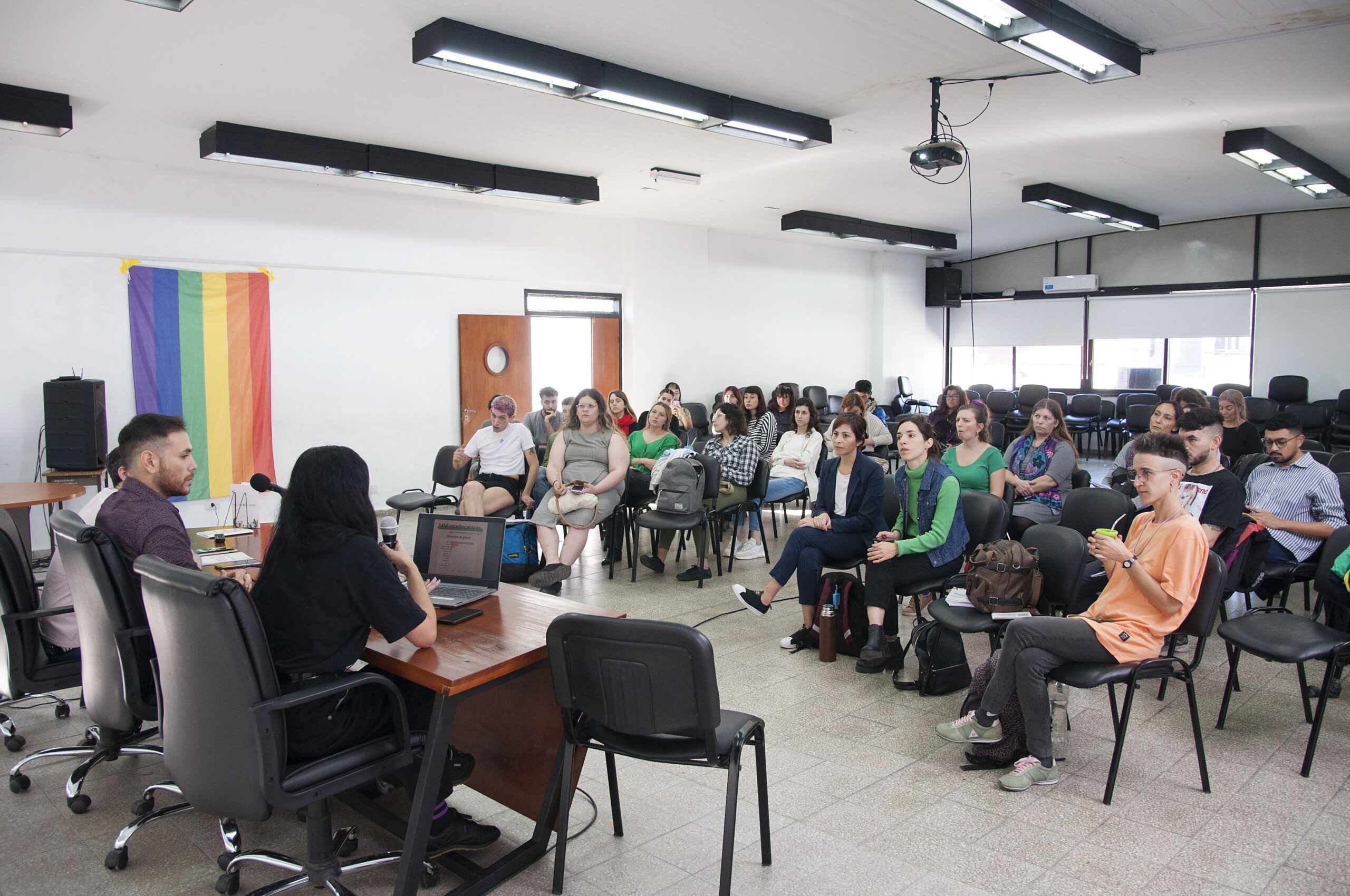 La UNLP elaboró un informe técnico de Trayectorias Educativas Integrales de estudiantes LGBTTTNB+
