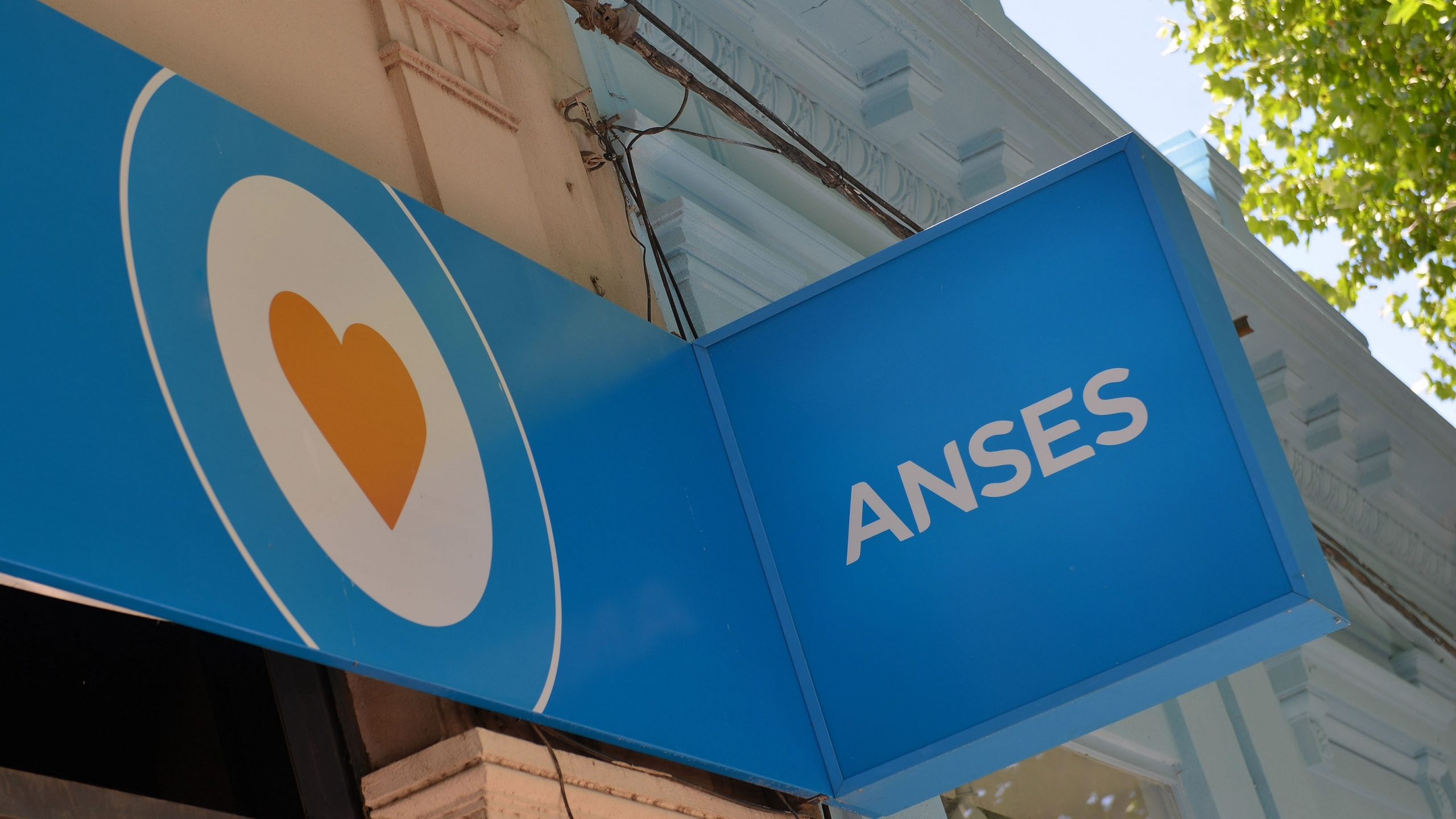 ANSES oficializó el aumento del 20,92% para las jubilaciones a partir de junio