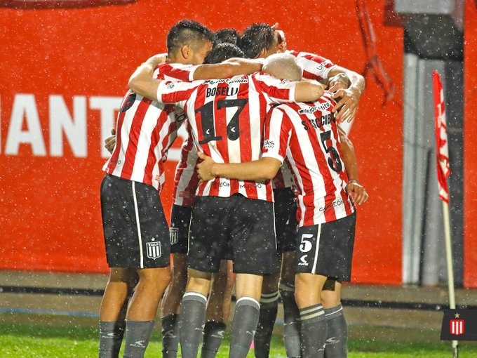 Estudiantes volvió a ganar y se afirma en los primeros puestos del torneo