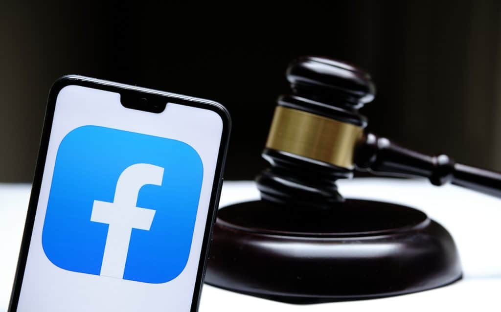 Multan a Facebook: conocé el motivo