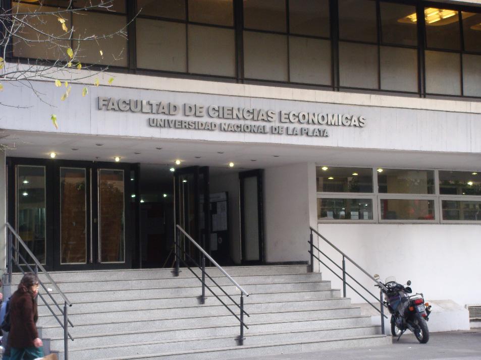 La Facultad de Ciencias Económicas elaboró un informe de precios y tarifas de servicios públicos