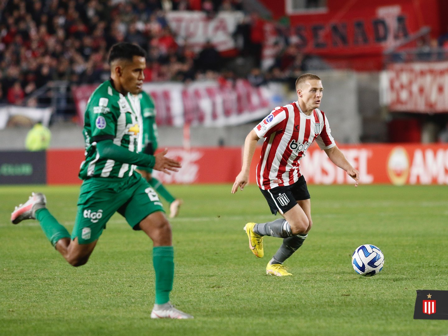 Estudiantes goleó a Oriente Petrolero y jugará 16vos de la Sudamericana