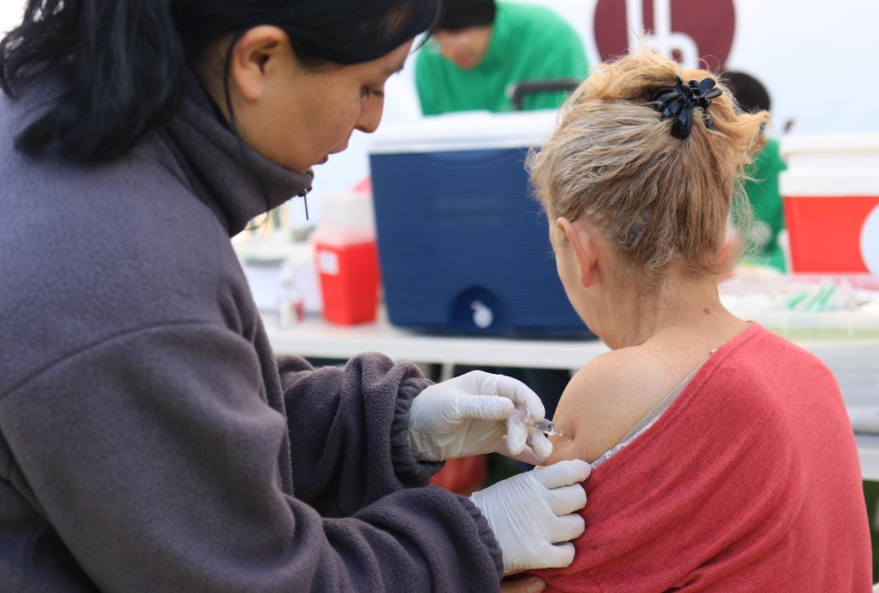 Avanzan los operativos de salud en Lanús